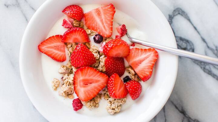 தயிரில் உள்ள ப்ரோபயாடிக்ஸ் கூட மனச்சோர்வை நீக்கும்.