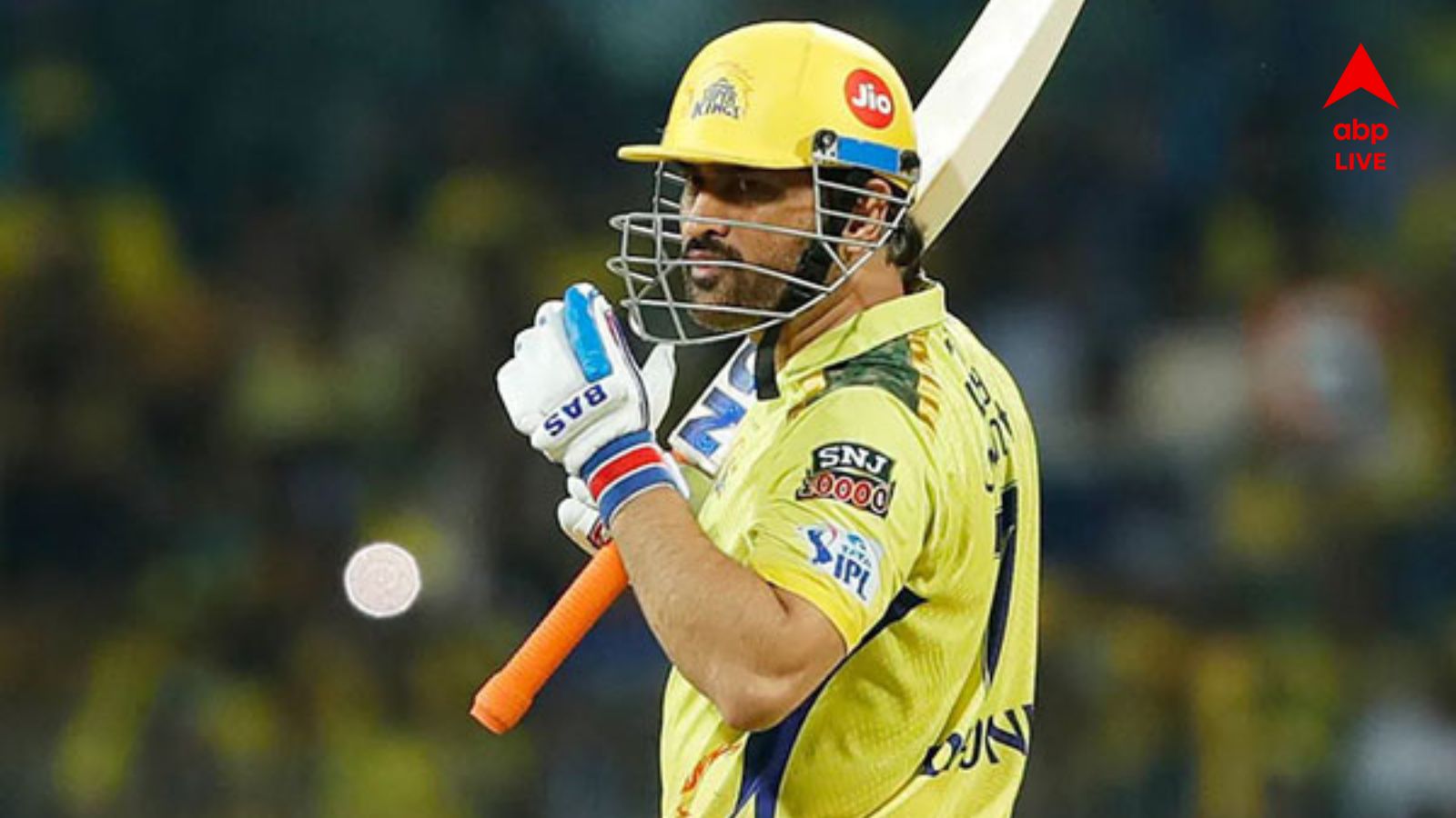 MS Dhoni: তাঁর জুতোয় কে পা গলাবেন? ধোনির হাতেই সিএসকের ভবিষ্যৎ