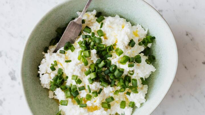 Cottage Cheese - 100 கிராம் 23 கிராம் புரோட்டீன் இருக்கிறது.