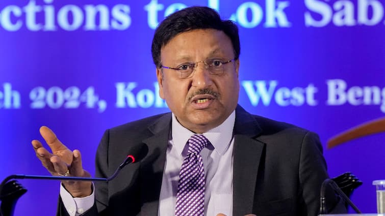 Election Commission Will Disclose Details Of Electoral Bonds ‘In Time’: CEC Rajiv Kumar Election Commission Will Disclose Details Of Electoral Bonds ‘In Time’: CEC Rajiv Kumar