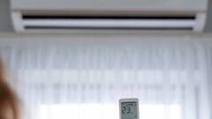 गर्मी से पहले घर पर ही AC सर्विसिंग के जानें आसान टिप्स, बिजली बिल की होगी बचत