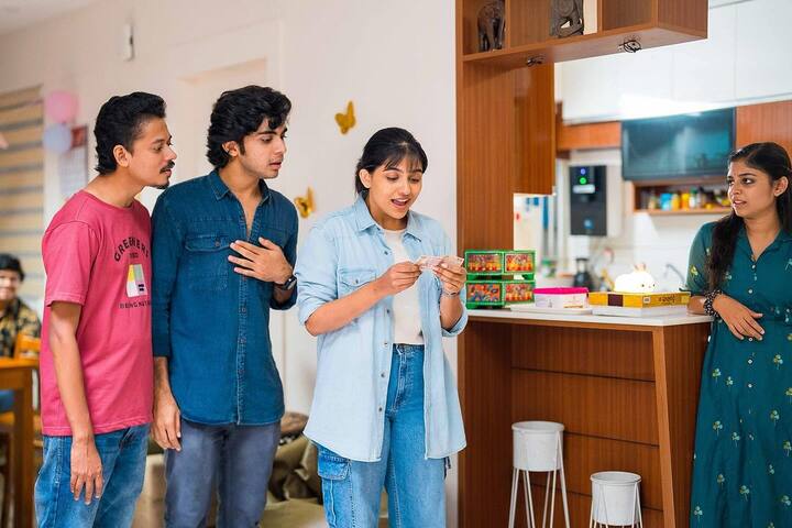 இந்தாண்டின் தொடக்கம் முதலே, மலையாள சினிமாவில் சூப்பர் ஹிட் படங்கள் வெளியாகி வருகிறது. மஞ்சுமெல் பாய்ஸ், பிரம்மயுகம், ப்ரேமலு ஆகிய படங்களில் சினிமா ரசிகர்களை கவர்ந்தது.