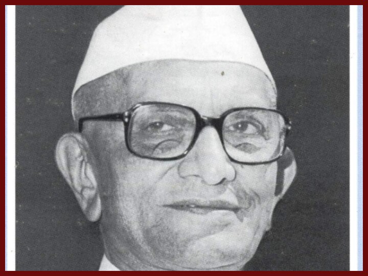 PM Morarji Desai: இந்திராவுடன் முரண்! 30 ஆண்டுகால காங்கிரஸ் ஆட்சியை கவிழ்த்த முன்னாள் காங்கிரஸ் தலைவர் மொரார்ஜி! சம்பவம் என்ன?