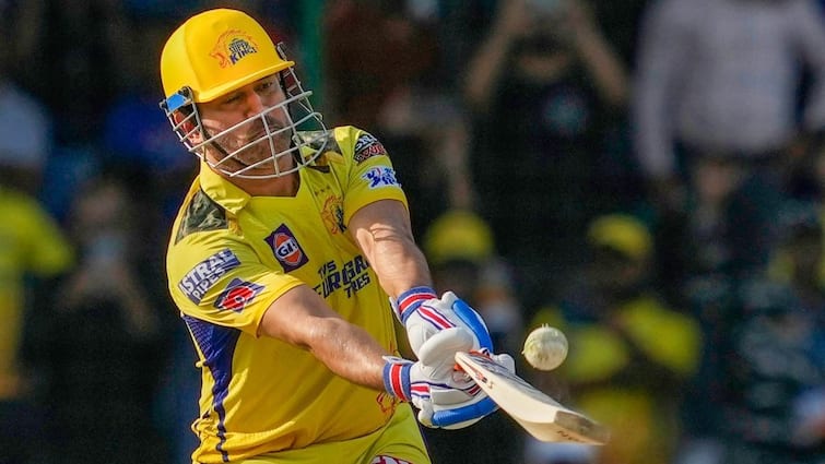 MS Dhoni Final Season In IPL AB De Villiers Chennai Super Kings Indian Premier League 'Will This Be MS Dhoni's Final Season In IPL?' AB De Villiers Has His Say