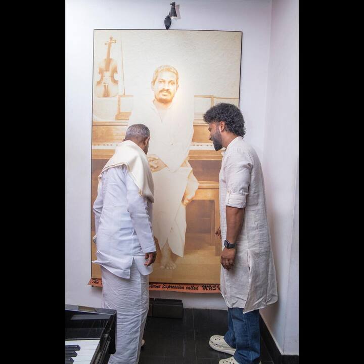 தேவி ஸ்ரீ பிரசாத் பழம்பெரும் இசையமைப்பாளர் இளையாராஜாவின் தீவிர ரசிகர் ஆவார். இதனை அவர் பல மேடைகளில் கூறியதுண்டு.