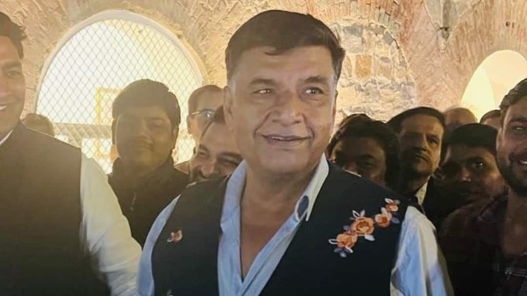 Ajay Kapoor Profile: कौन हैं अजय कपूर? 3 बार के विधायक, इस सीट से लोकसभा चुनाव में दावेदार, जानें कितनी है संपत्ति Ajay Kapoor Political Profile 3 time MLA and 69 Crore Property join BJP leave Congress Ajay Kapoor Profile: कौन हैं अजय कपूर? 3 बार के विधायक, इस सीट से लोकसभा चुनाव में दावेदार, जानें कितनी है संपत्ति