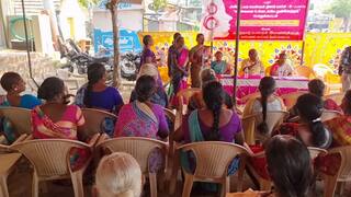 பெரியகுளத்தில் உலக மகளிர் தின விழா பொதுக்கூட்டம்; ஆர்வத்துடன் பங்கேற்ற பெண்கள்