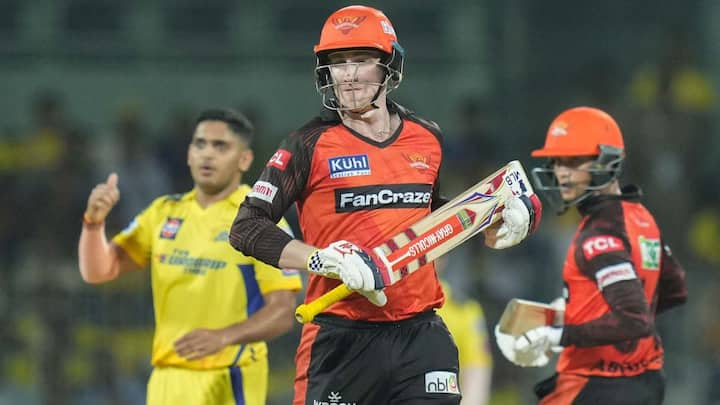 Delhi Capitals player Harry Brook has withdrawn his name.  He will not play in IPL 2024.  Brook was bought by Delhi for Rs 4 crore.  He is out of the tournament due to personal reasons.