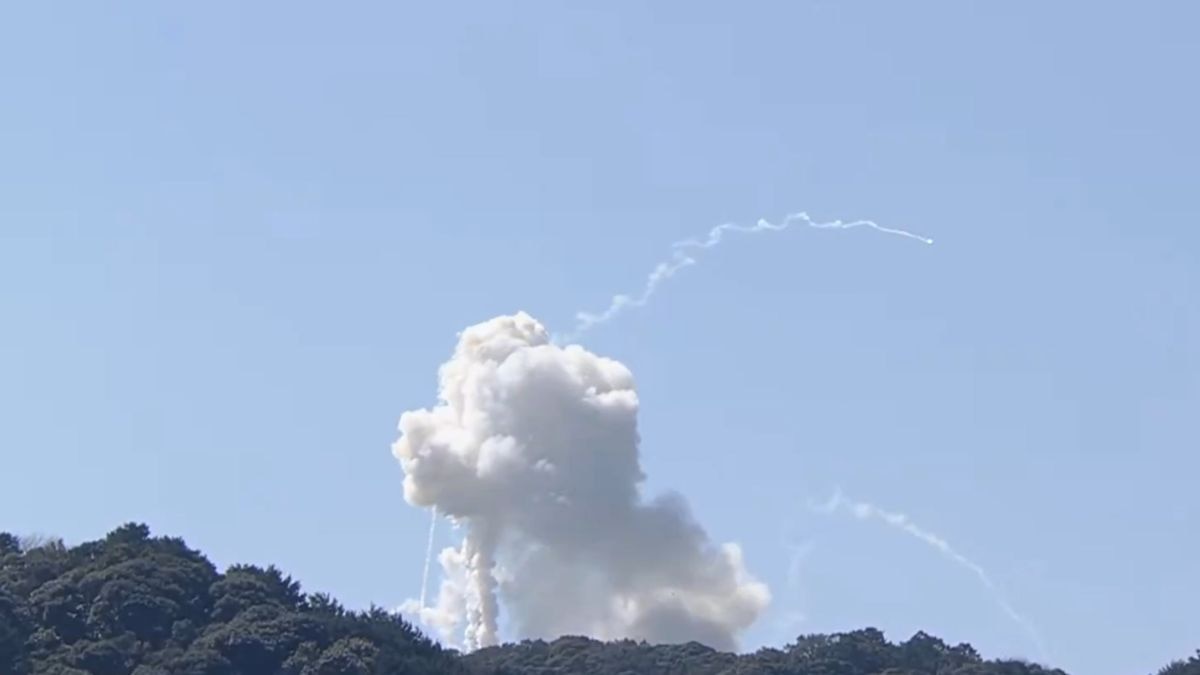 日本初の商用民間軌道発射試み失敗スペースワンカイロスロケット離陸後爆発