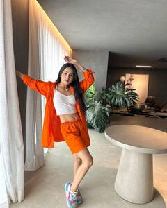 कौन हैं 24 साल की Anushka Kaushik? रवीना टंडन संग 'पटना शुक्ला' में आने वाली हैं नजर