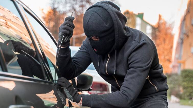 Indian Cities With Most Vehicle Thefts Delhi Sits on Top Check Complete List Cities With Most Vehicle Thefts: ఈ సిటీల్లో కారు వాడుతున్నారా? - అయితే తాళాలు గట్టిగా వేయాల్సిందే!