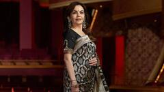 Nita Ambani: শাহজাহানের বাহুভূষণে নজরকাড়া উপস্থিতি, মুঘল যুগের গয়নায় নিজেকে সাজালেন নীতা