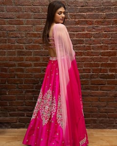 Shraddha Das Photos: శ్రద్ధా అందంతో చంపేస్తావా ఏంటి!