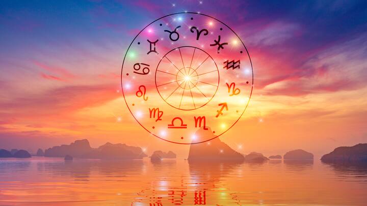 Tarot Card Rashifal 12 Tarot Card Rashifal 14 March 2024: Get your daily Tarot Card predictions for March 14 and explore what the day has in store for all zodiac signs.