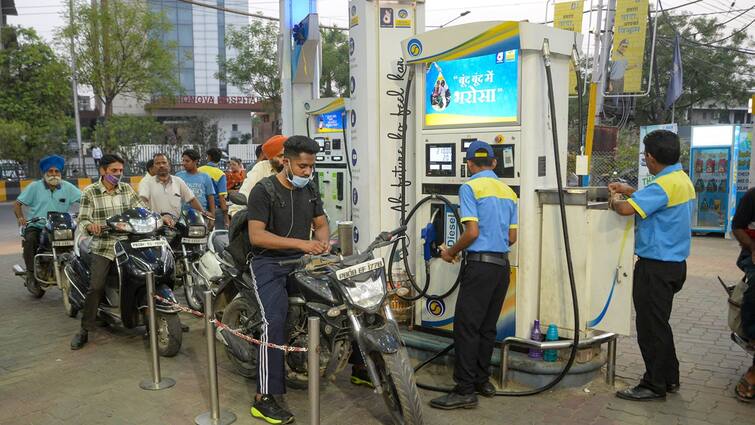 Petrol Diesel Prices Cut By rs 2 Across India ahead of General Elections 2024 Petrol Diesel Prices: పెట్రో, డీజిల్ ధరలు తగ్గించిన కేంద్రం - ఎన్నికల ముందు సామాన్యులకు ఊరట!