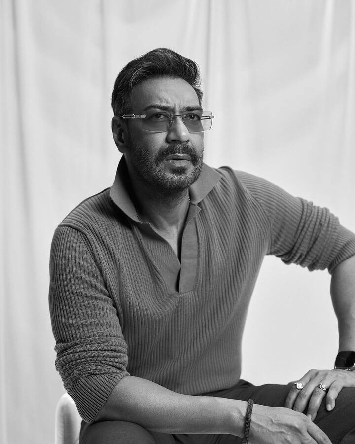 वर्कफ्रंट की बात करें तो अजय देवगन ‘शैतान’ के बाद ‘सिंघम 3’ में नजर आने वाले हैं. जिसका उनके फैंस को बेसब्री से इंतजार है.