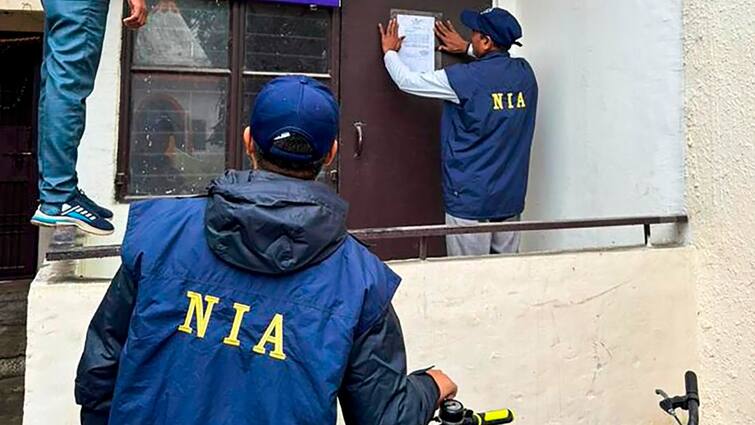 Pune ISIS arms and explosives seizure case NIA files Supplementary Chargesheet against 4 accused adds charges against one NIA Action: पुणे ISIS मॉड्यूल केस में NIA ने 4 आरोपियों के खिलाफ दायर की चार्जशीट, एक अन्य अभियुक्त पर बढ़ाई धाराएं