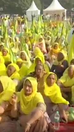 किसान महापंचायत के लिए किसान रामलीला मैदान पहुंचे | #abpnewsshorts