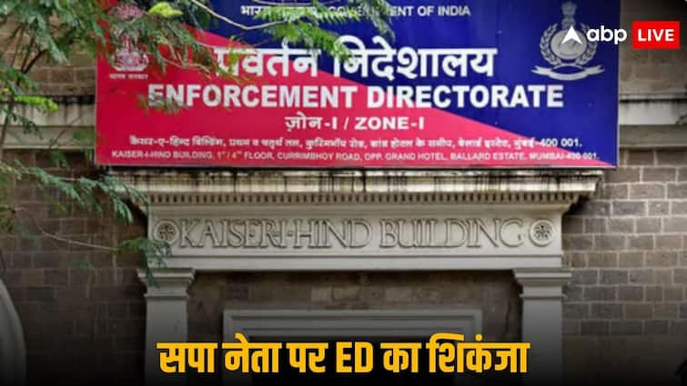 ED Raids on SP Leader Gayatri Prasad Prajapati And His Family Homes in Illegal Sand Mining Money Laundering Case ED Raid: गायत्री प्रजापति के घर में मिला 'सीक्रेट कमरा', ताला तोड़ने के लिए बुलाना पड़ा मिस्री, जानिए टीम को यहां से क्या हाथ लगा