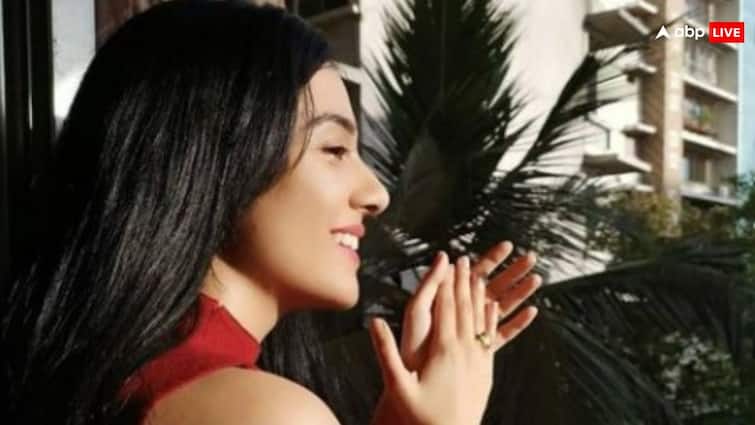 Amrita Rao Career Films Ishq Vishq Shahid Kapoor Shah Rukh Khan Actress left bollywood get married to RJ Anmol Sood 'इश्क विश्क 'कर रातों रात स्टार बन गई थी ये एक्ट्रेस, फिर करियर के पीक पर छोड़ दी एक्टिंग, अब ऐसे गुजार रही जिंदगी