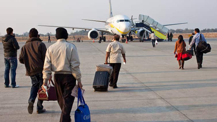 Raja Bhoj International Airport Bhopal ranking first in country 54 airports in survey ann MP: देश में पहले पायदान पर भोपाल का राजाभोज एयरपोर्ट, जानें दूसरे और तीसरे नंबर पर किसे मिली जगह?