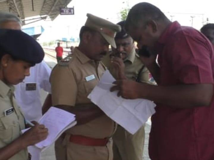 Karur news Army soldier fell from the train and died miserably - TNN ரயிலில் இருந்து தவறி விழுந்த ராணுவ வீரர் உயிரிழப்பு - விடுப்பில் சொந்த ஊர் திரும்பியபோது நேர்ந்த சோகம்