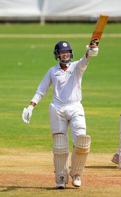 मुंबई : रणजी चषकाच्या (Ranji Cup 2024) अंतिम सामन्यात विदर्भ संघावर विजय मिळवला