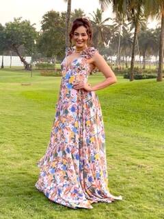 Seerat Kapoor Photo: બગીચામાં સીરત કપુરે આપ્યા સ્ટનિંગ પોઝ, તસવીરો વાયરલ