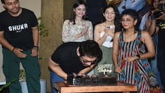 Aamir Khanએ સેલિબ્રેટ કર્યો પોતાનો જન્મદિવસ, એક્સ વાઇફ કિરણ રાવ સાથે કાપી કેક