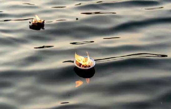 ਇਸ ਪੈਕੇਜ 'ਚ ਯਾਤਰੀਆਂ ਨੂੰ ਸਿਕੰਦਰਾਬਾਦ, ਕਾਜ਼ੀਪੇਟ, ਖੰਮਮ, ਵਿਜੇਵਾੜਾ, ਰਾਜਮੁੰਦਰੀ, ਸਮਾਲਕੋਟ ਅਤੇ ਵਿਜੇਨਗਰ 'ਚ ਸਵਾਰੀਆਂ ਅਤੇ ਉਤਰਨ ਦੀ ਸੁਵਿਧਾ ਮਿਲ ਰਹੀ ਹੈ।