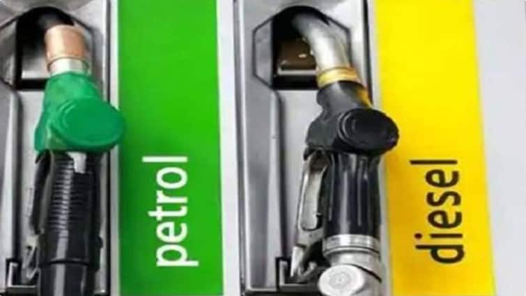 Petrol and diesel prices reduced by 2 Rs New rates effective from today Business News rate Marathi news मोदी सरकारचा सर्वसामान्यांना दिलासा, पेट्रोल-डिझेल झालं स्वस्त, कोणत्या शहरात किती दर?