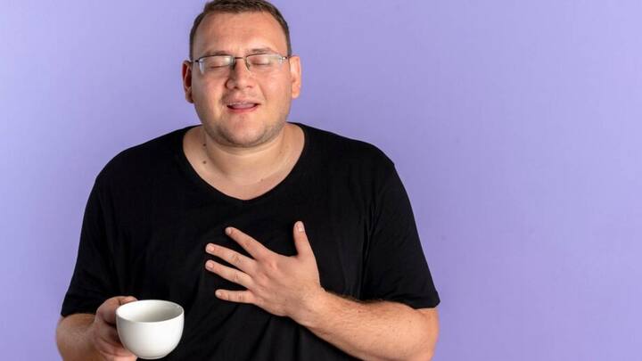 कई बार मोटापा के कारण नसों में कोलेस्ट्रॉल जमने लगता है. जिसे हटाना काफी ज्यादा मुश्किल होता है. इसके कारण हार्ट फेलियर का खतरा बढ़ जाता है. मोटापा के कारण हाई बीपी, डायबिटीज और हाई कोलेस्ट्रॉल की समस्या होती है. यह मेटाबोलिक सिंड्रोम के रूप में जाना जाता है.