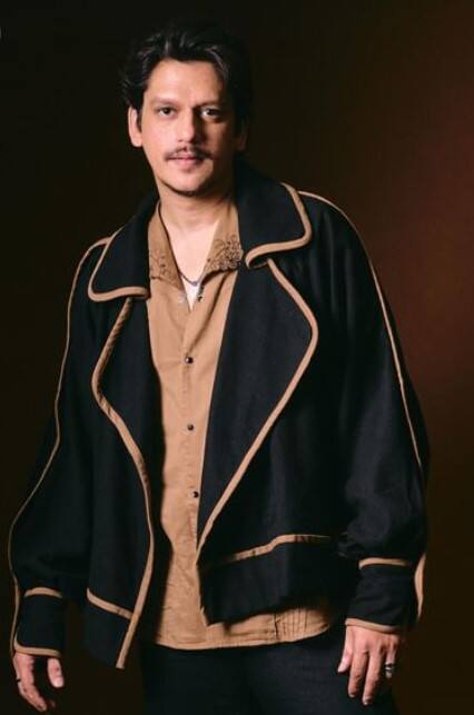 बता दें कि विजय वर्मा और करीना कपूर एक फिल्म में साथ काम कर चुके हैं.