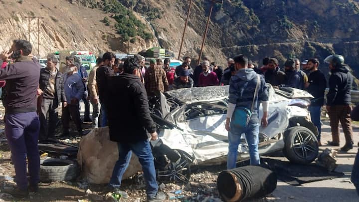 J&K: 4 Killed, One Injured After Car Falls Into Gorge In Kishtwar District