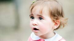 क्या आप भी डालते हैं बच्चों के कान में तेल, तो हो जाएं सावधान और और जान लें ये नुकसान