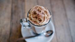 Chocolate Shake Sundae : கொளுத்தும் வெயிலுக்கு இதமாக சுவையான சாக்லேட் ஷேக் சன்டே ரெசிபி!