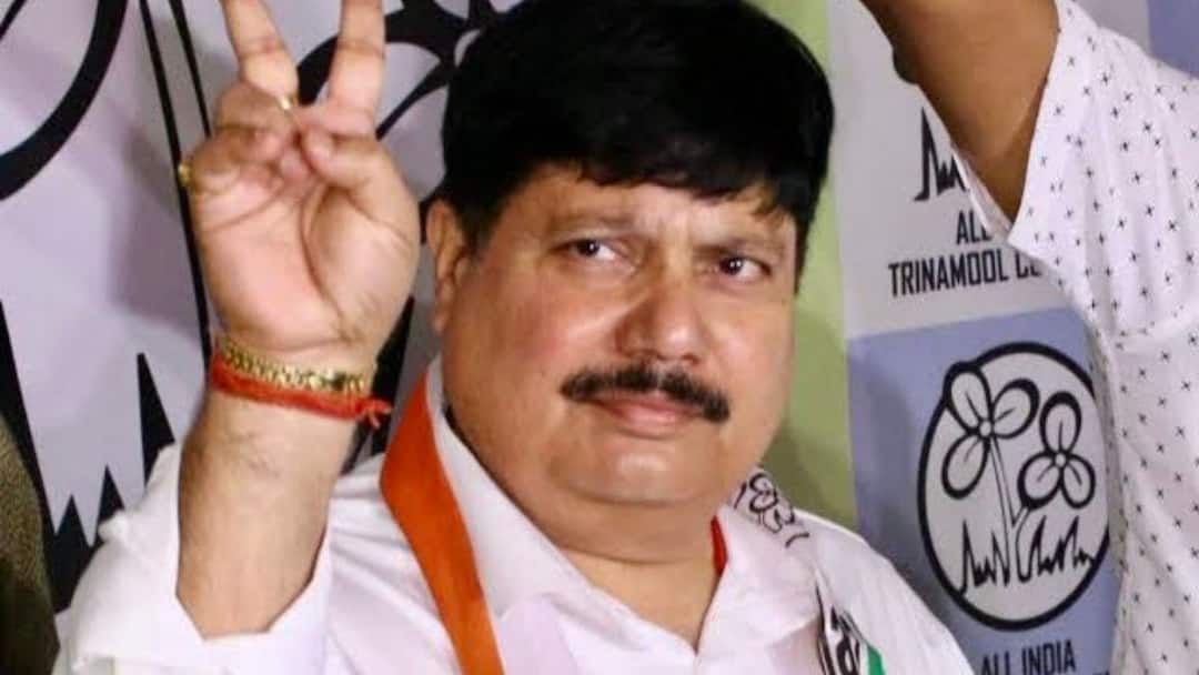 Lok Sabha Election 2024: TMC MPs Arjun Singh, Dibyendu Adhikari Join BJP Bengal TMC MPs Arjun Singh Dibyendu Adhikari Join BJP Ahead Lok Sabha Election Date Announcement Lok Sabha Election 2024: TMC MPs Arjun Singh, Dibyendu Adhikari Join BJP