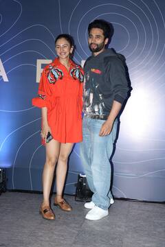 ED Sheeran की वेलकम पार्ट में शानदार अंदाज में पहुंचे न्यूली वेड कपल रकुल-जैकी, शॉर्ट ड्रेस में मिसेज भगनानी ने लूट ली महफिल