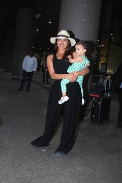 Priyanka Chopra Airport Pics: દીકરી સાથે મુંબઇ પહોંચી પ્રિયંકા ચોપરા, માલતી મેરી સાથે એરપોર્ટ પર સ્પોર્ટ થઇ