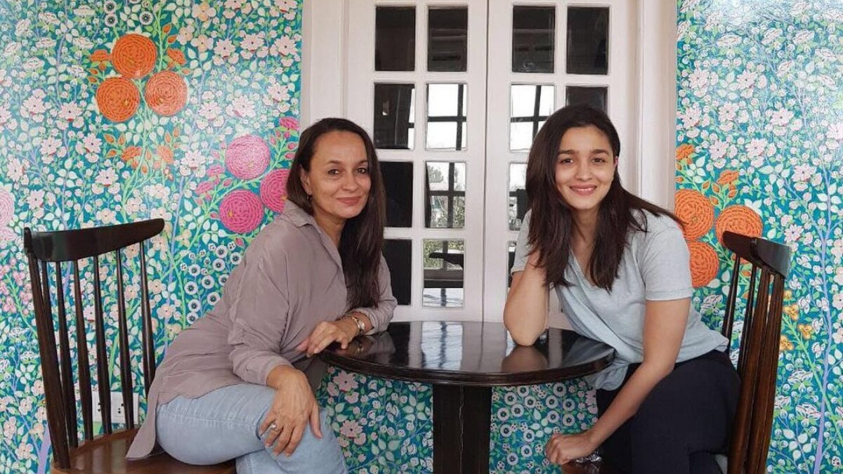 Soni Razdan Wishes Daughter Alia Bhatt On Her 31st Birthday With ...