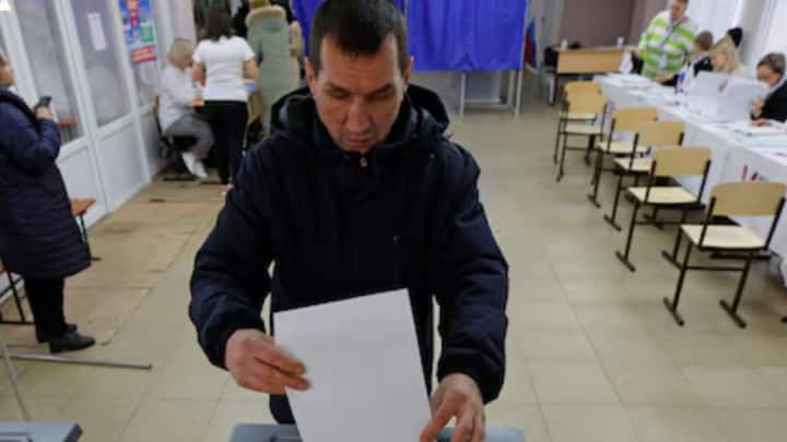Russian Presidential Elections Voting Was Held In Kerala Thiruvananthapuram Russian Presidential Elections: కేరళలో రష్యా అధ్యక్ష ఎన్నికల హడావుడి, పోలింగ్‌కి ఏర్పాట్లు కూడా చేశారు