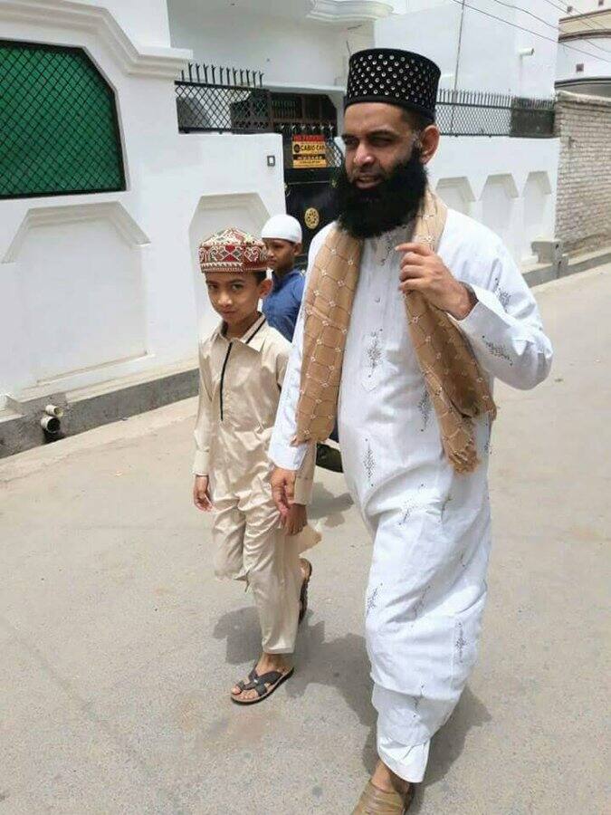 प्यू की रिपोर्ट के मुताबिक अगले चार दशकों में, ईसाई सबसे बड़े धार्मिक समूह बने रहेंगे, लेकिन इस दौरान इस्लाम अन्य धर्मों की तुलना में तेजी से बढ़ेगा. अगर ऐसी ही स्थिति बनी रही तो साल 2050 तक दुनिया भर में मुसलमानों की संख्या ईसाइयों की संख्या के लगभग बराबर हो जाएगी.