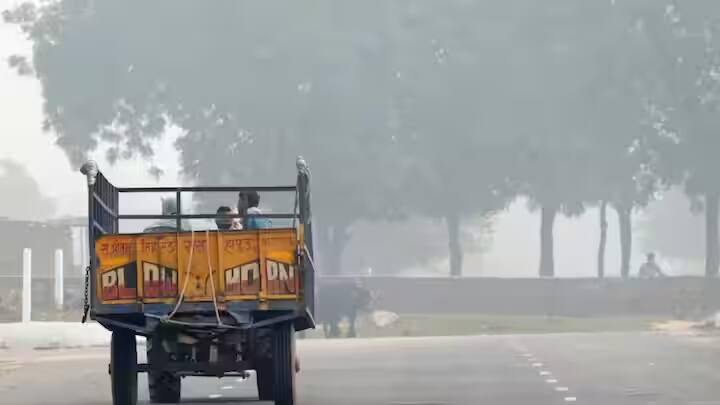 Tractor-Trolley Deaths Prompt Call for Strict Agricultural Use Only : Allahabad HC abpp Tractor-Trolley: ਹੁਣ ਟਰੈਕਟਰ-ਟਰਾਲੀ ਨਾਲ ਨਹੀਂ ਕਰ ਸਕਦੇ ਇਹ ਕੰਮ, ਹਾਈਕੋਰਟ ਨੇ ਲਗਾਈ ਪਾਬੰਦੀ, ਕਿਸਾਨਾਂ ਦੀਆਂ ਵਧੀਆਂ ਮੁਸ਼ਕਲਾਂ