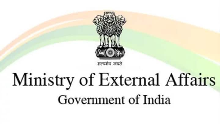 फर्जी एजेंट से बचने के लिए आप भारतीय सरकार की आधिकारिक वेबसाइट www.emigrate.gov.in पर जाकर आप रजिस्टर्ड ऐजेंट के बारे में जान सकते हैं.