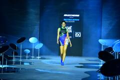 Kriti Sanon Photo: રેમ્પ પર ઉતરી ક્રિતિ સેનન, લેકમે ફેશન વીકમાં બતાવ્યો જલવો