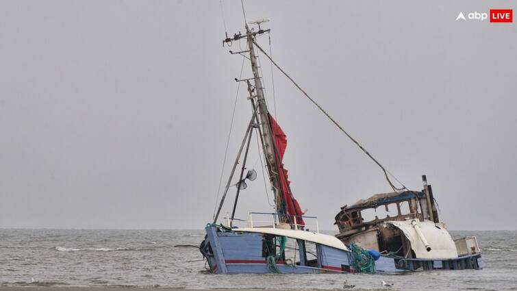 Turkey coast migrant boat 16 killed turkish coast guard तुर्किए के तट के पास डूबी प्रवासियों से भरी नाव, 16 लोगों की दर्दनाक मौत