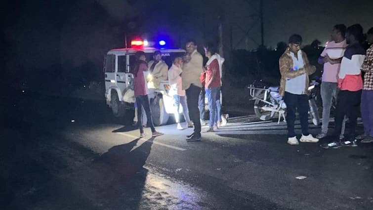 Accident:  Two killed, more than 20 injured as pick-up van overturns in Botad Accident: બોટાદમાં પીકવાન વાન પલટી જતા બેનાં મોત, 20થી વધુ લોકો ઇજાગ્રસ્ત