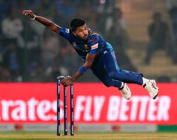 श्रीलंका के प्रतिभाशाली बाएं हाथ के तेज गेंदबाज दिलशान मदुशंका आईपीएल 2024 की नीलामी में मुंबई इंडियंस द्वारा 4.6 करोड़ रुपये में खरीदे जाने के बाद आगामी सीज़न में आईपीएल में पदार्पण करने के लिए तैयार हैं।