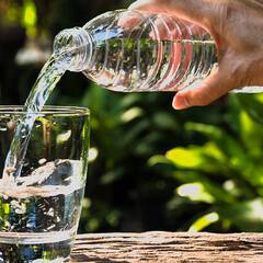 Detox Water: ਸਾਦੇ ਪਾਣੀ 'ਚ ਆਹ ਚੀਜ਼ ਦੇ ਟੁਕੜੇ ਮਿਲਾ ਕੇ ਪੀਣ ਨਾਲ ਸਰੀਰ 'ਤੇ ਦੇਖੋਗੇ ਕਮਾਲ ਦਾ ਅਸਰ