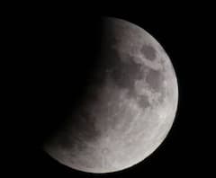 Chandra Grahan 2024: ਹੋਲੀ ਵਾਲੇ ਦਿਨ ਲੱਗੇਗਾ ਚੰਦਰ ਗ੍ਰਹਿਣ, ਭੁੱਲ ਕੇ ਵੀ ਨਾ ਕਰੋ ਇਹ ਗਲਤੀਆਂ